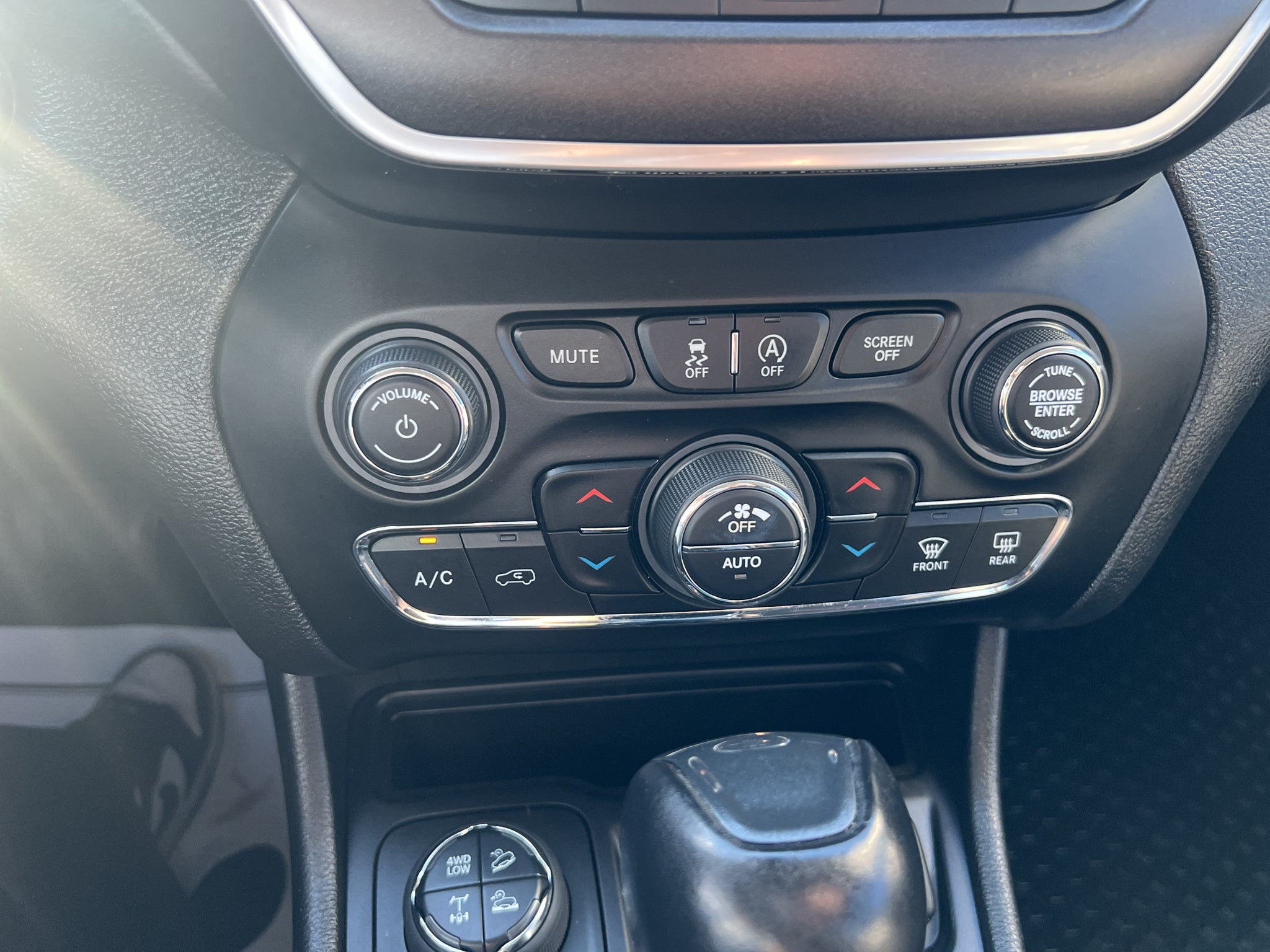 2021 Jeep Cherokee Trailhawk