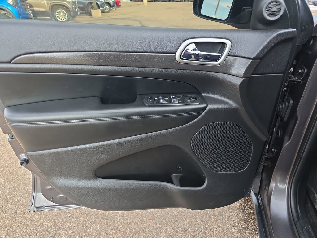 2018 Jeep Grand Cherokee Laredo E