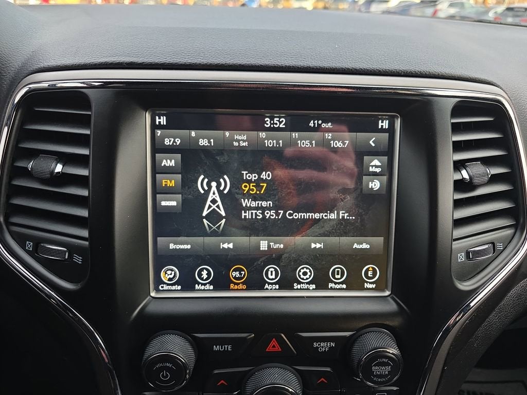 2018 Jeep Grand Cherokee Laredo E