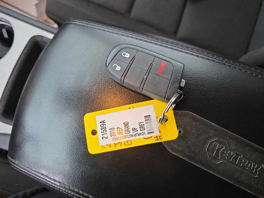 2018 Jeep Grand Cherokee Laredo E