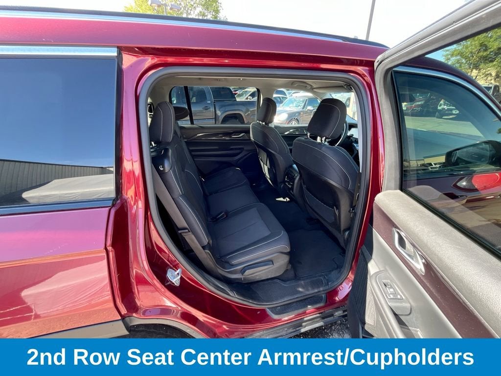 2023 Jeep Grand Cherokee L Laredo