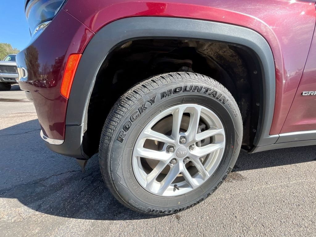 2023 Jeep Grand Cherokee L Laredo