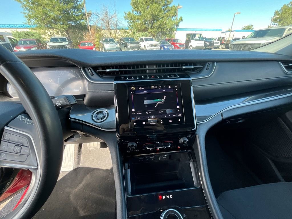 2023 Jeep Grand Cherokee L Laredo