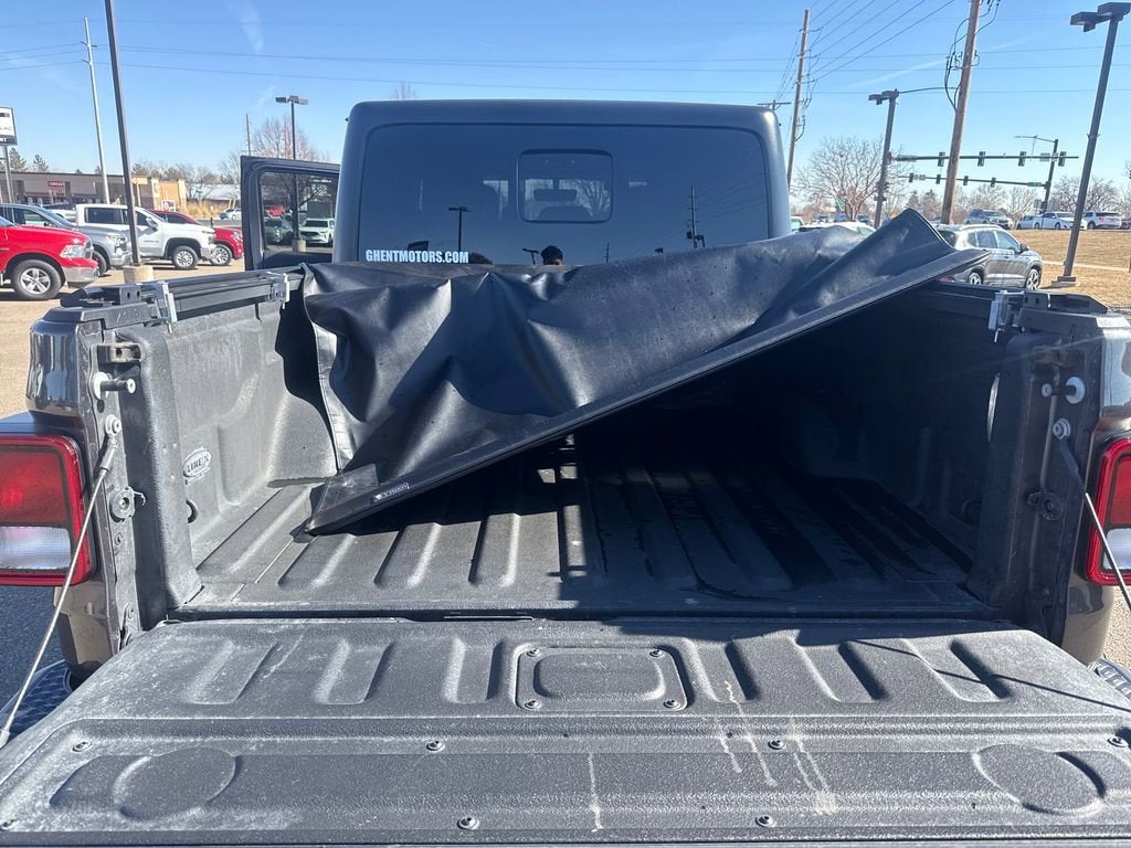 2021 Jeep Gladiator Overland