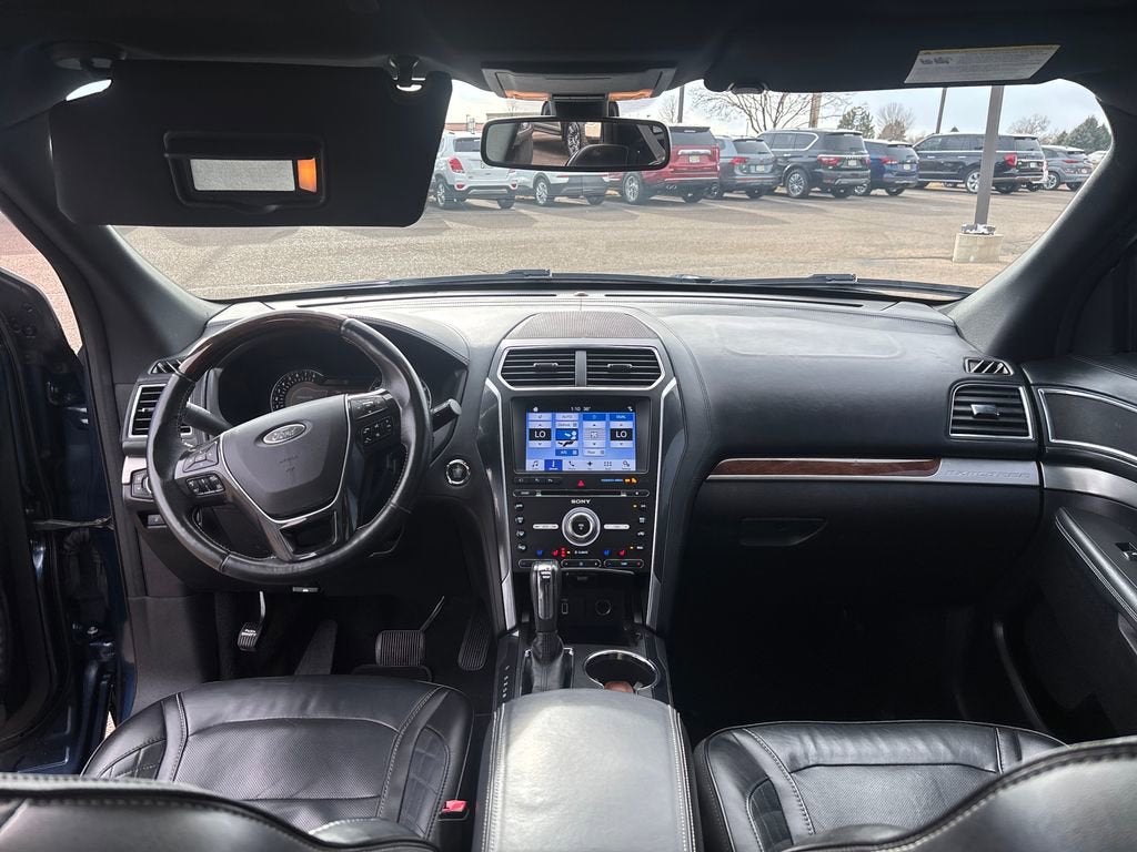 2017 Ford Explorer Platinum