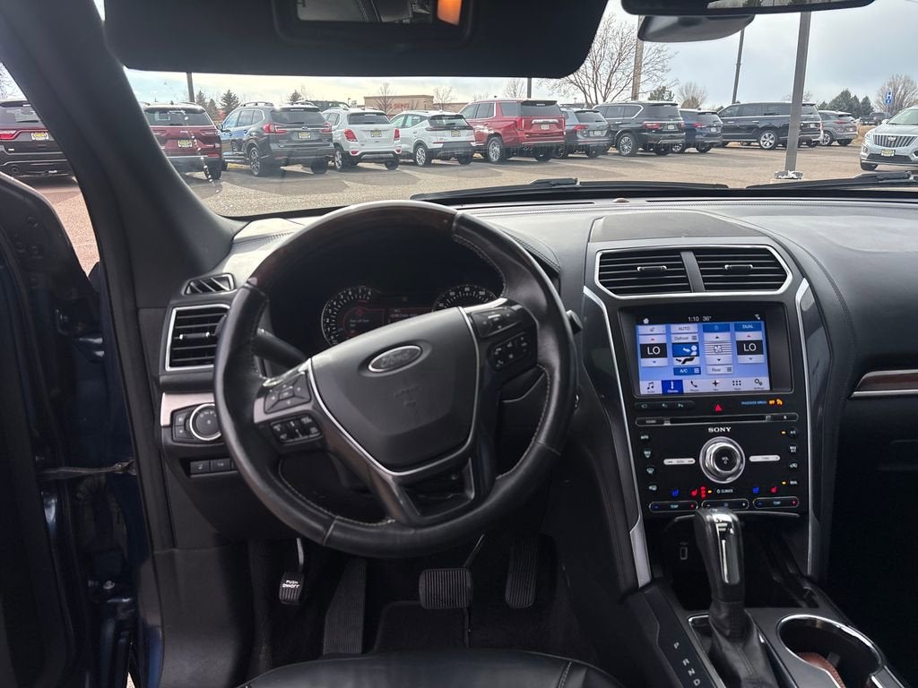 2017 Ford Explorer Platinum