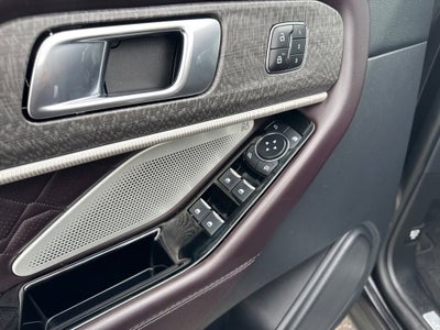 2025 Ford Explorer Platinum