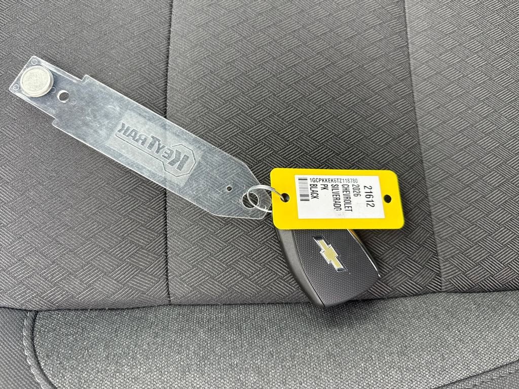 2026 Chevrolet Silverado 1500 LT (2FL)