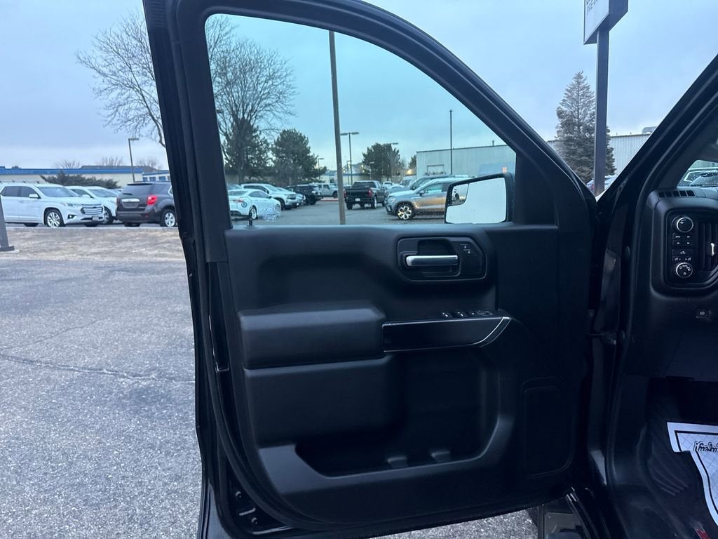 2022 Chevrolet Silverado 1500 LTD Custom Trail Boss