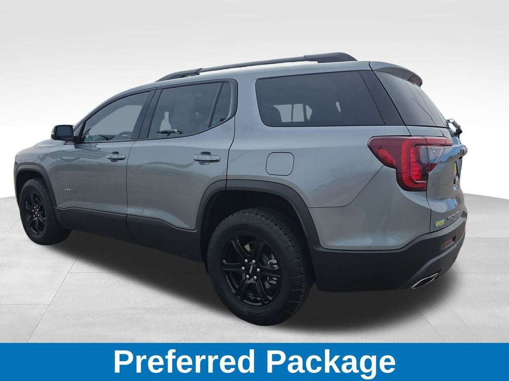 2023 GMC Acadia AT4