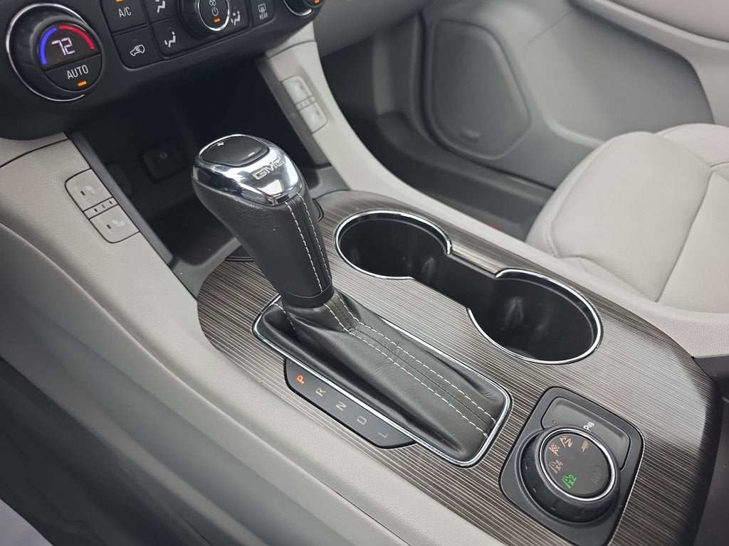 2017 GMC Acadia SLT