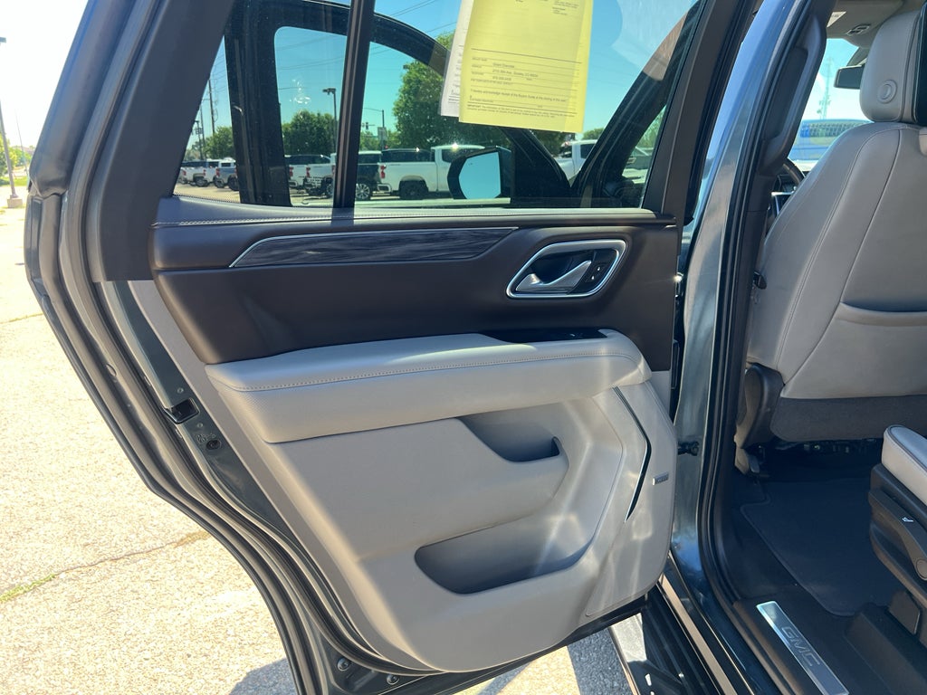2021 GMC Yukon SLT