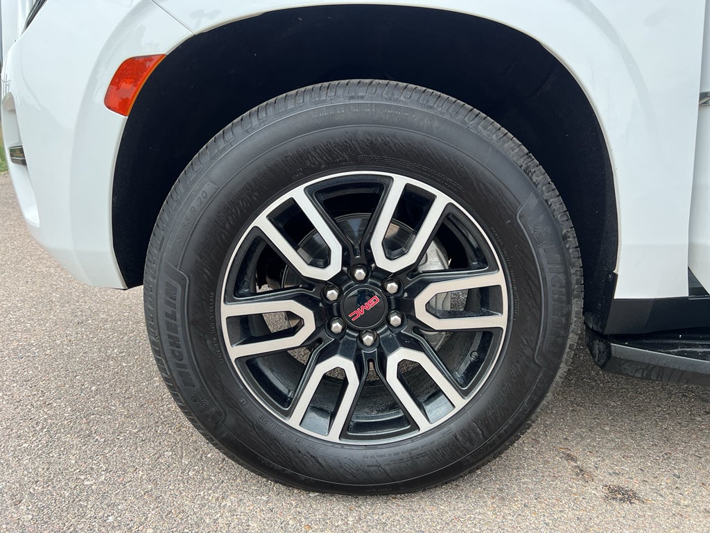 2023 GMC Yukon AT4