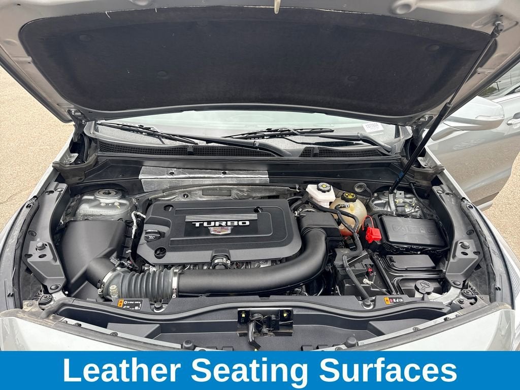 2023 Cadillac XT4 Premium Luxury