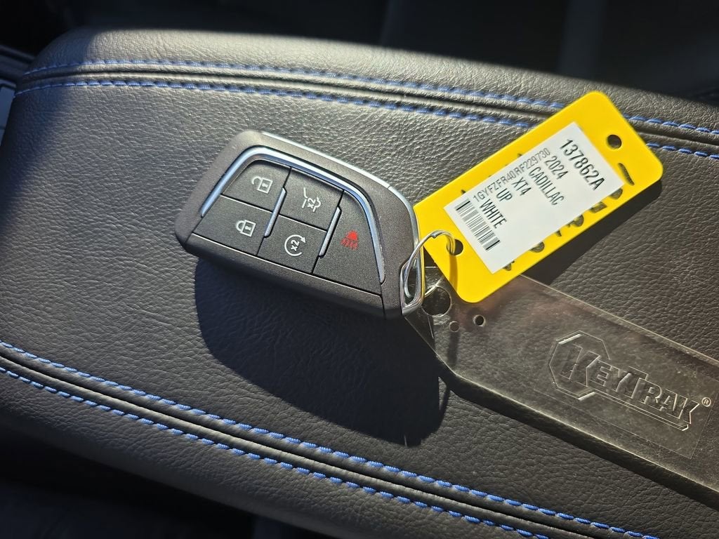 2024 Cadillac XT4 Sport