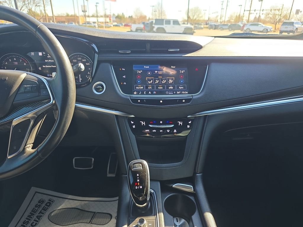 2021 Cadillac XT5 Sport