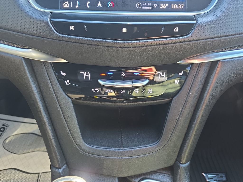 2021 Cadillac XT5 Sport