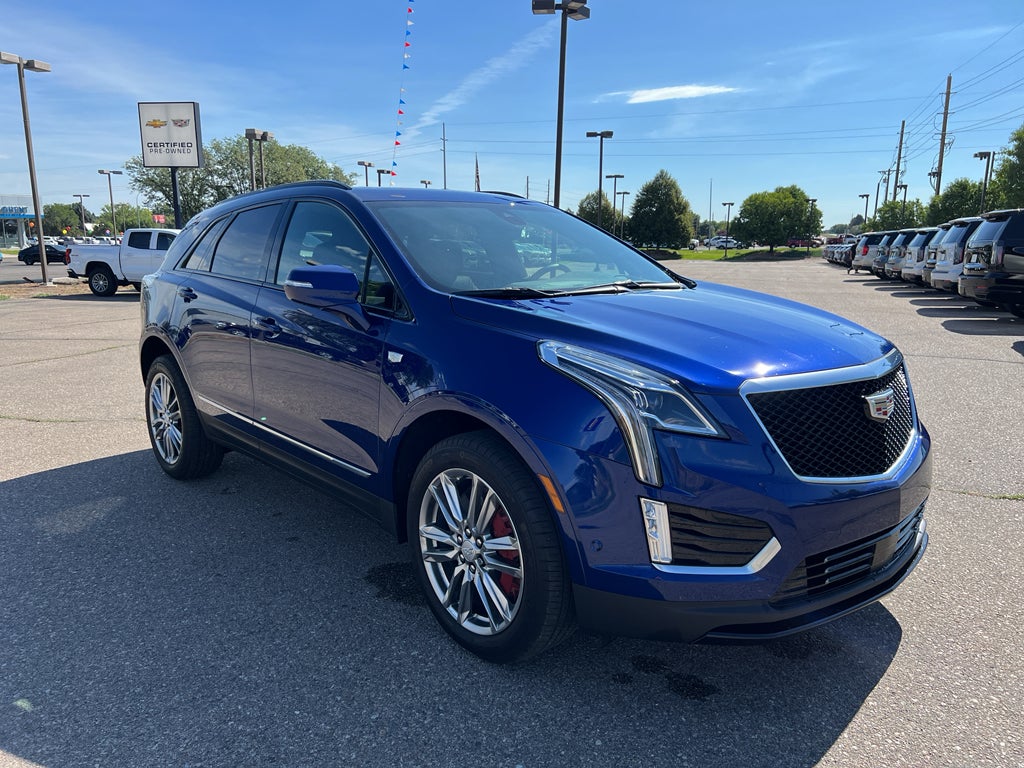 2026 Cadillac XT5 Sport