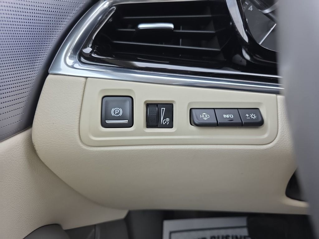 2020 Cadillac XT6 Premium Luxury