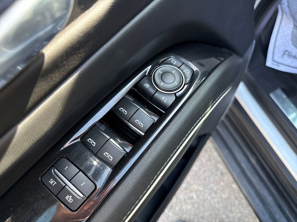 2021 Cadillac Escalade ESV Luxury