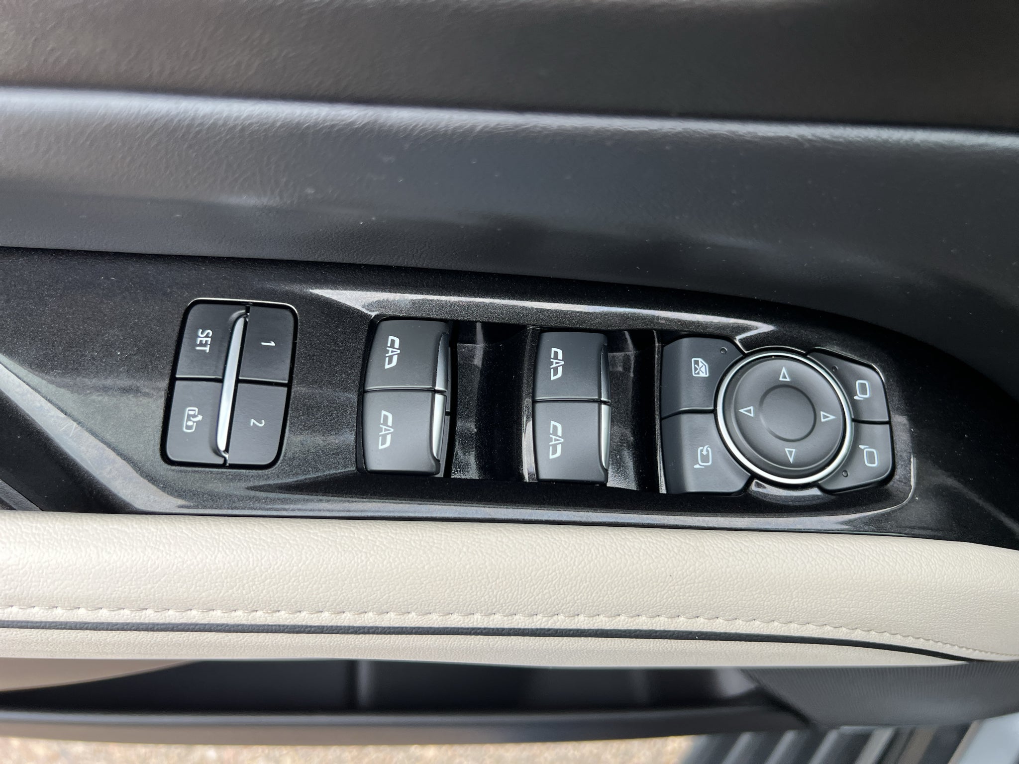2024 Cadillac Escalade ESV Sport