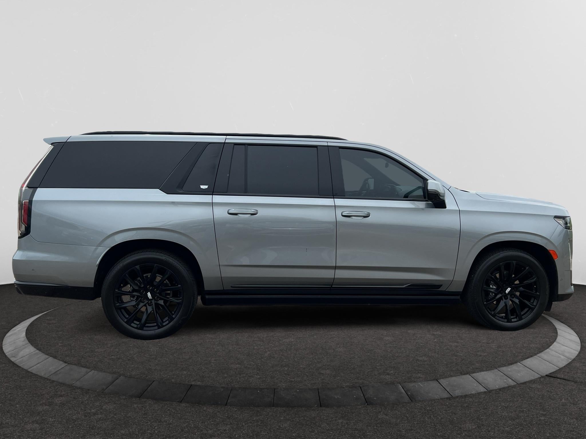 2024 Cadillac Escalade ESV Sport