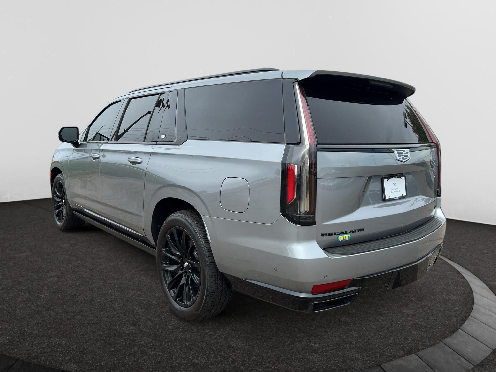 2024 Cadillac Escalade ESV Sport