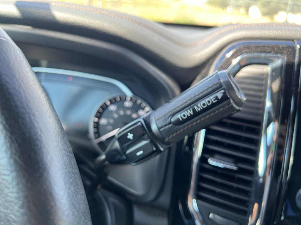 2024 Nissan Titan Platinum Reserve