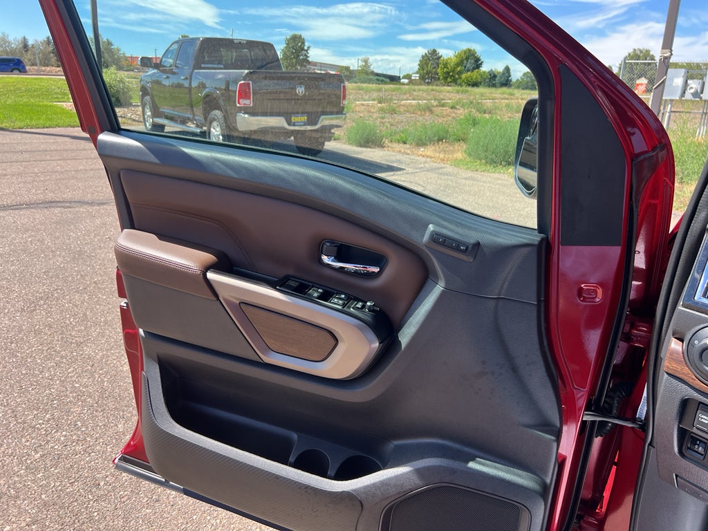 2024 Nissan Titan Platinum Reserve
