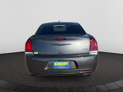 2020 Chrysler 300 Touring