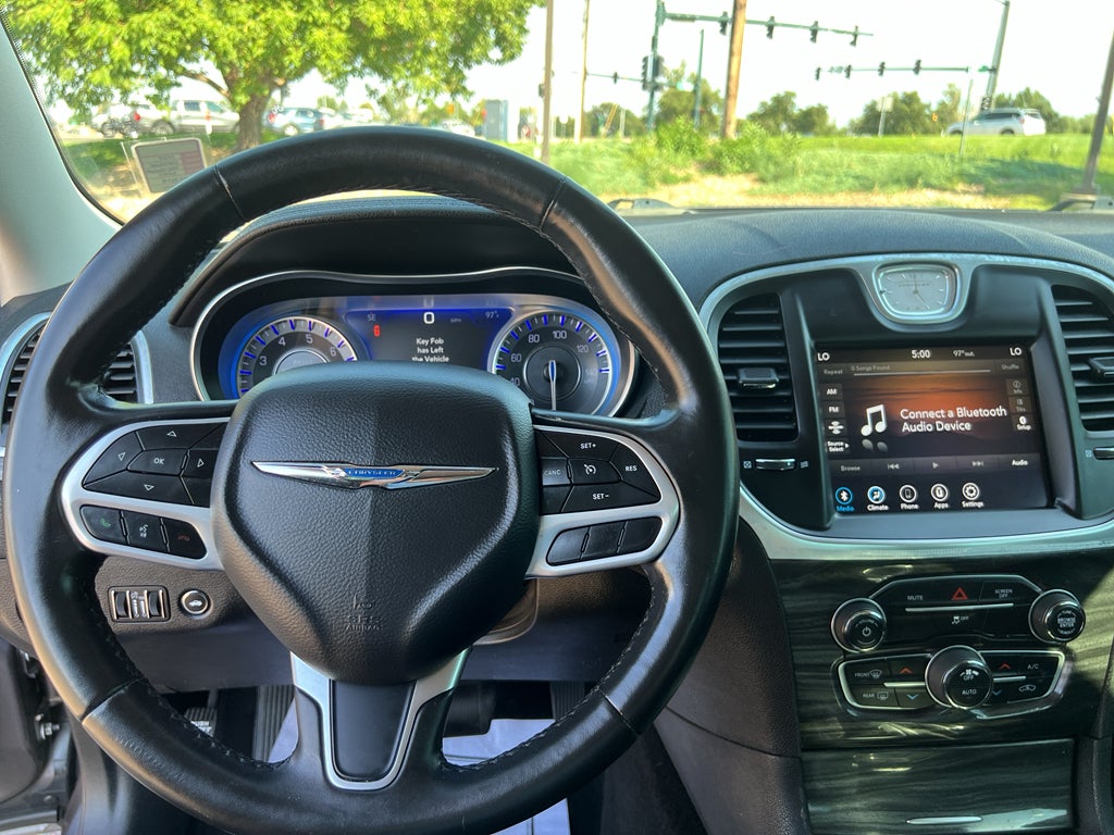 2020 Chrysler 300 Touring