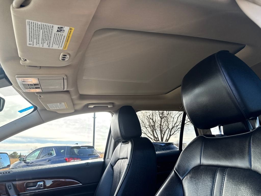 2012 Lincoln MKX Base