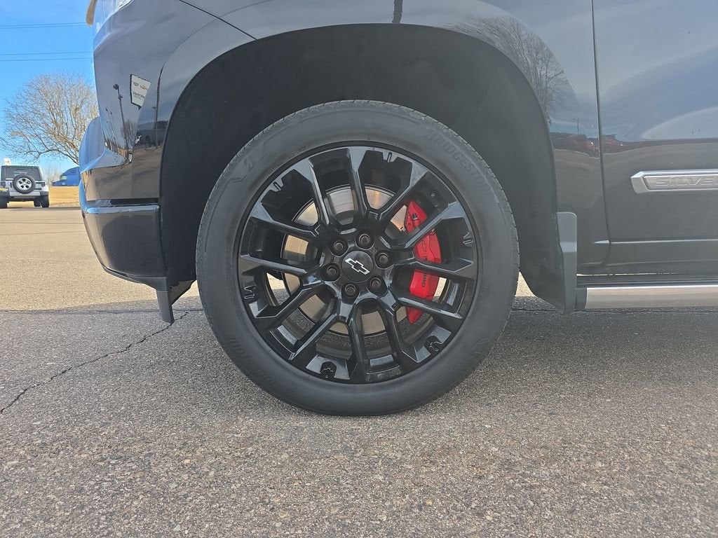 2023 Chevrolet Silverado 1500 High Country