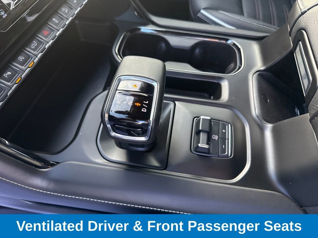 2025 GMC Sierra 1500 AT4X