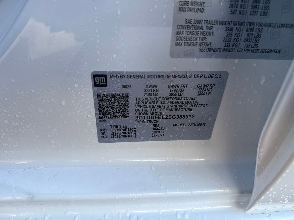 2025 GMC Sierra 1500 AT4X