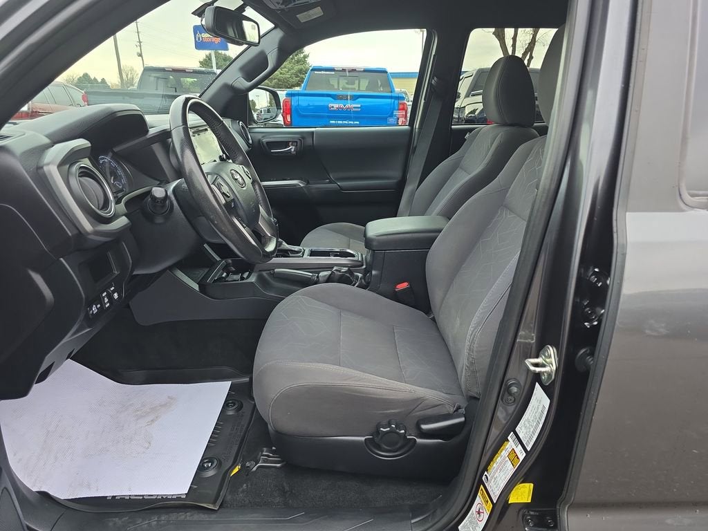 2017 Toyota Tacoma SR5