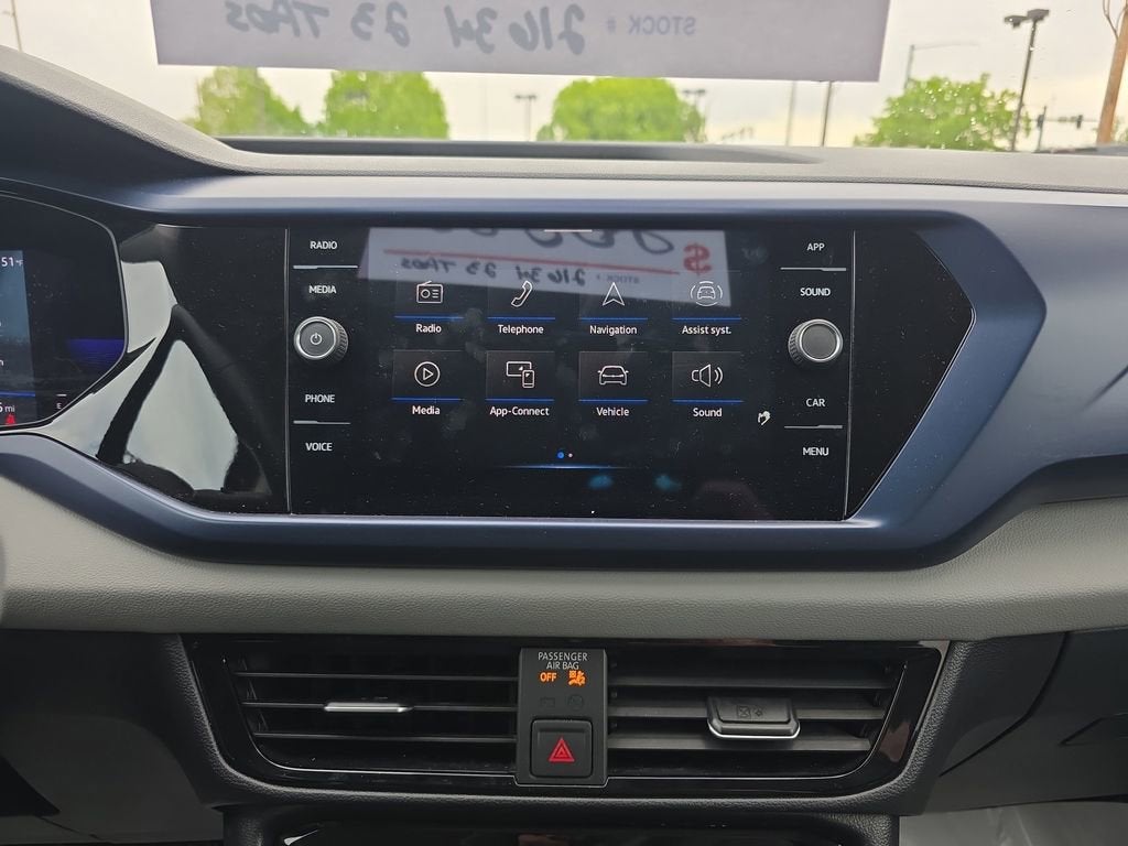 2023 Volkswagen Taos SE