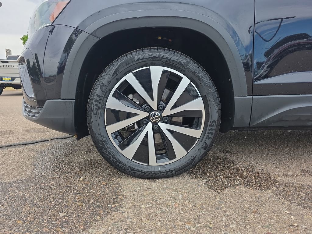 2023 Volkswagen Taos SE