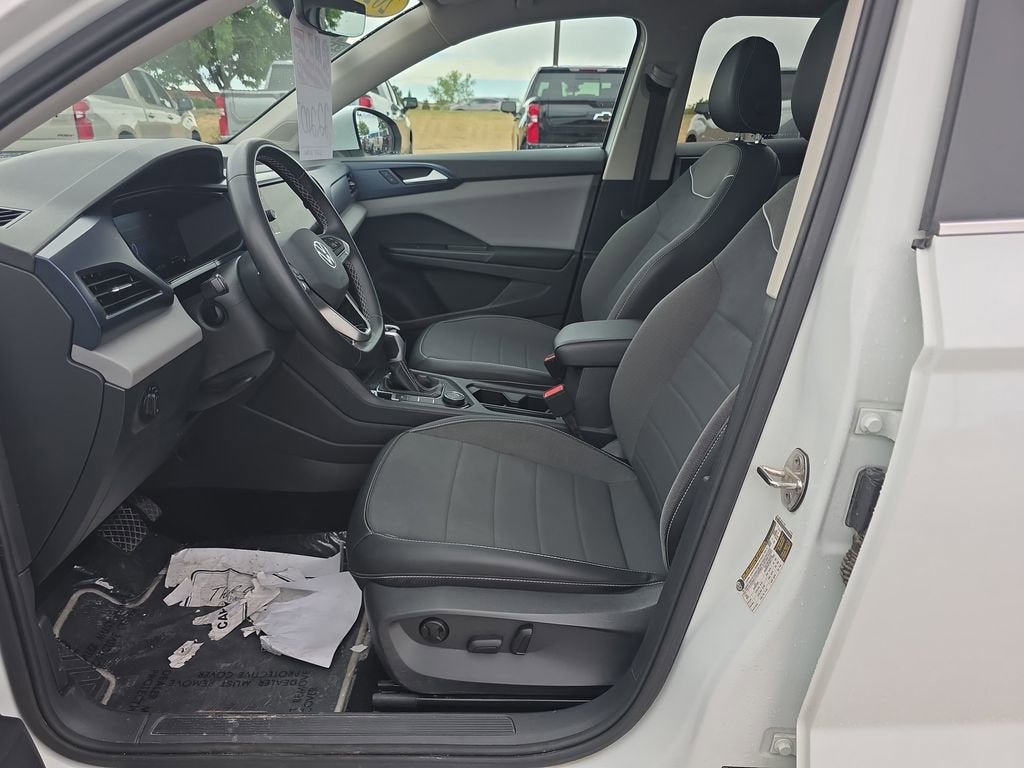 2023 Volkswagen Taos SE