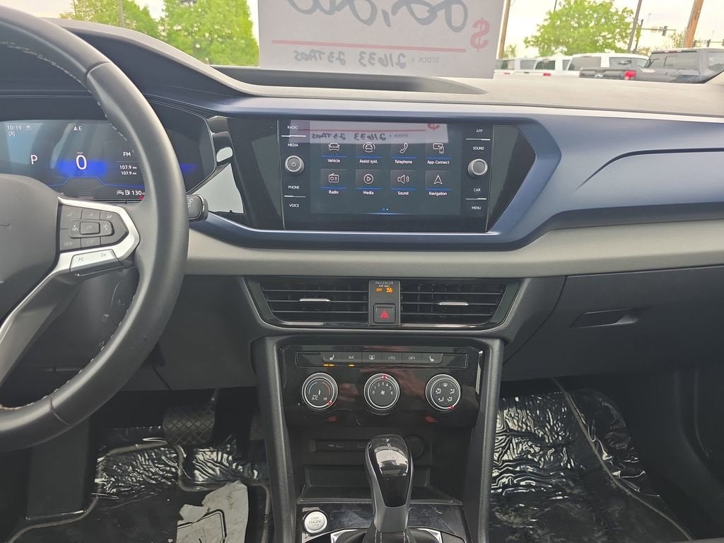 2023 Volkswagen Taos SE