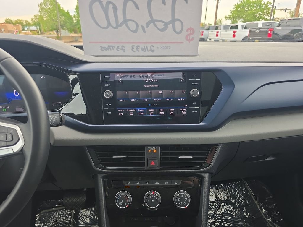 2023 Volkswagen Taos SE