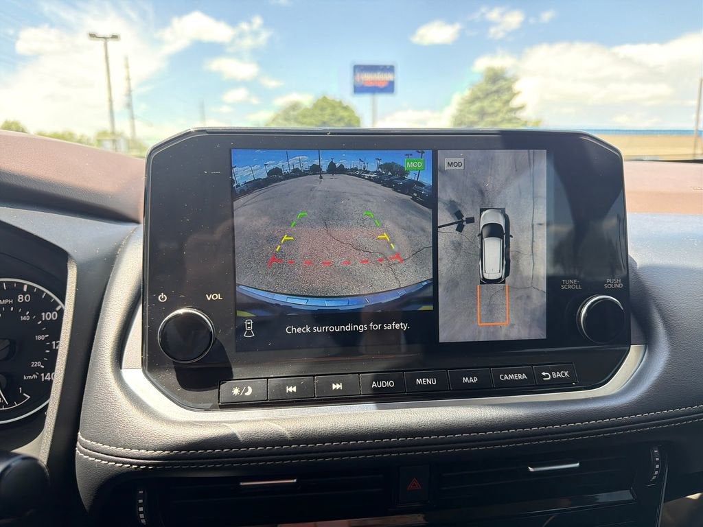 2023 Nissan Rogue SL