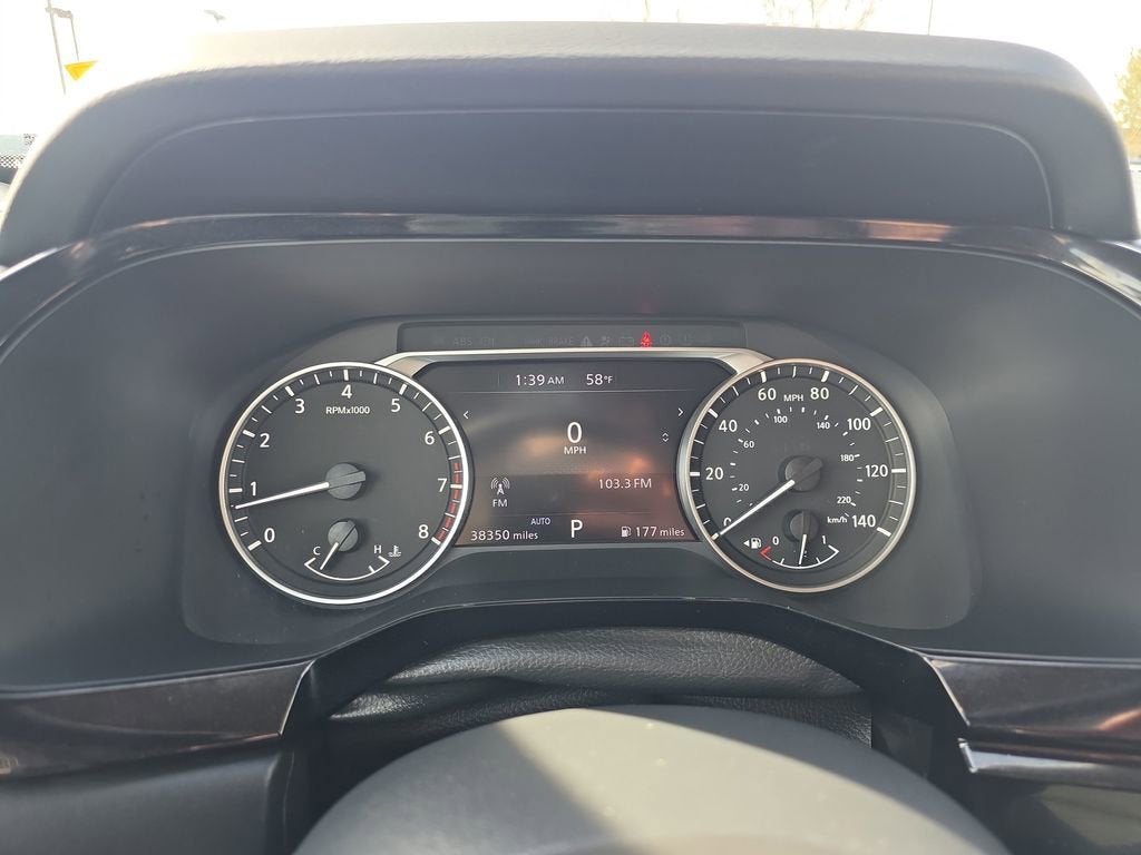 2024 Nissan Pathfinder SV