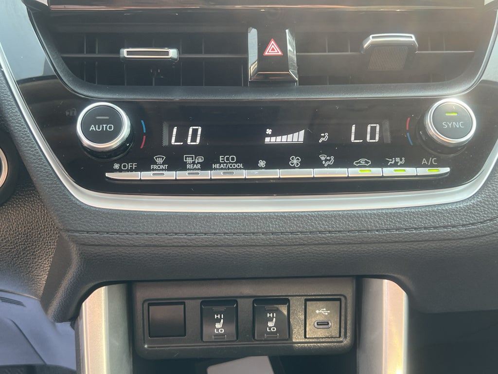 2023 Toyota Corolla Cross XLE