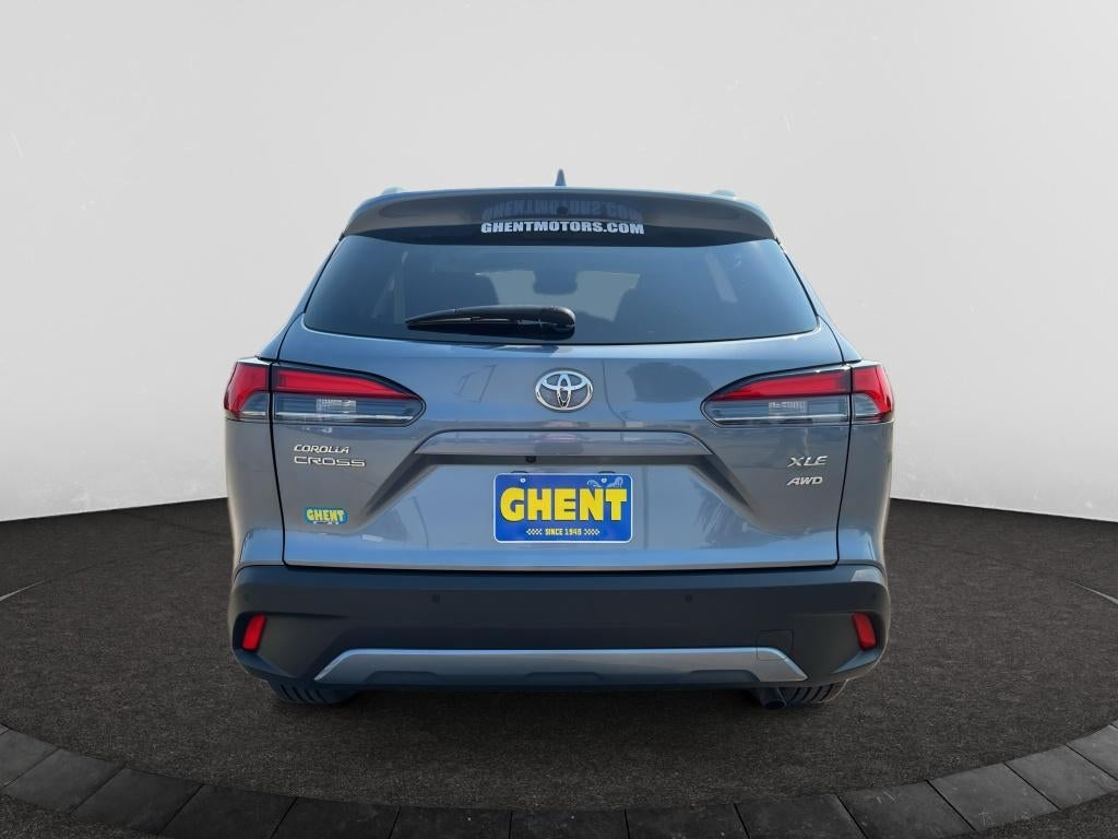 2023 Toyota Corolla Cross XLE