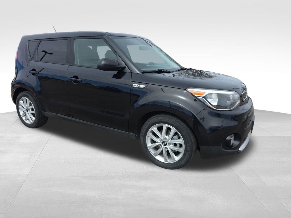 2017 Kia Soul +